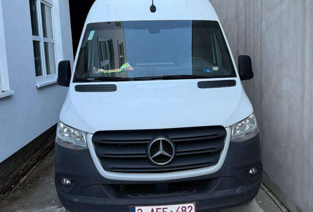 Mercedes-Benz 2.7 CDI VTG