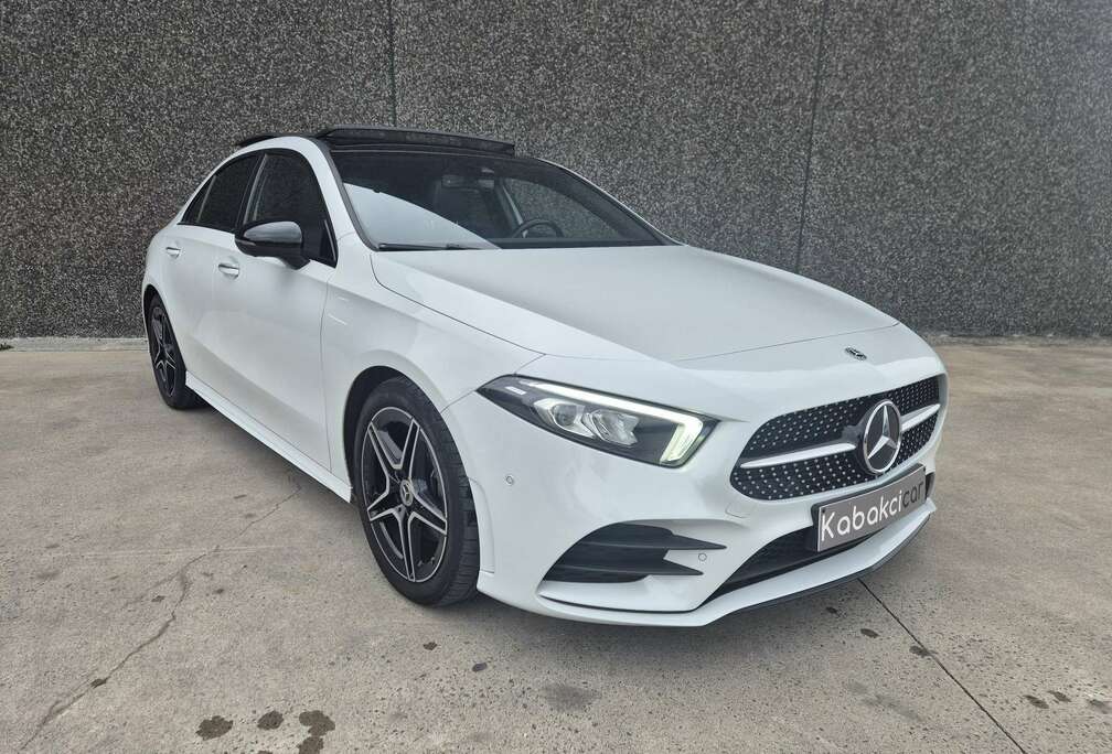 Mercedes-Benz A 200 //32.000 KM/PACK AMG/CARPLAY//GARANTIE 12M