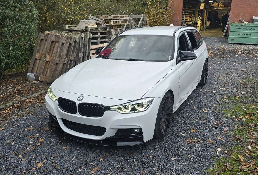 BMW 318i Touring M Sport