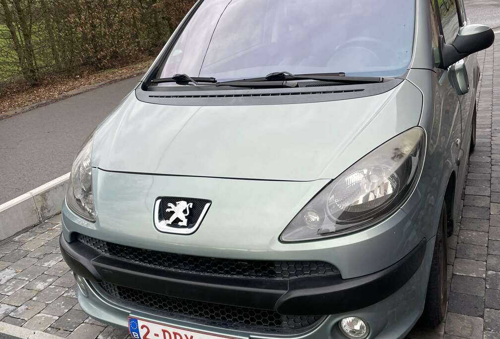 Peugeot