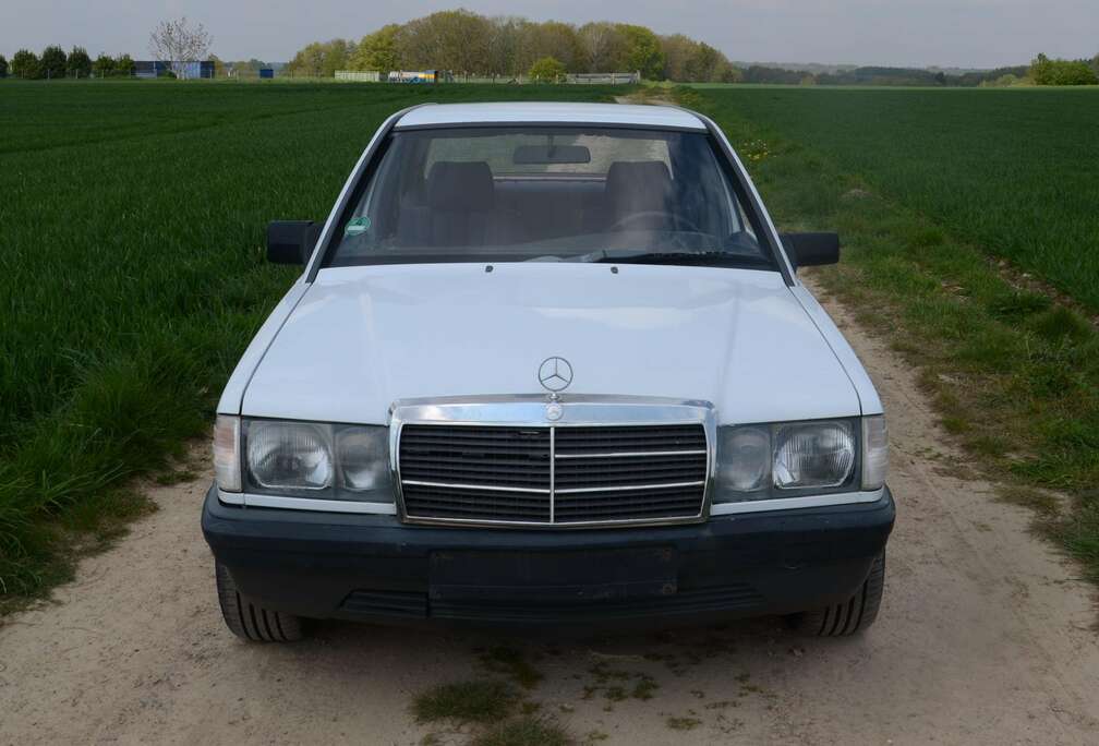 Mercedes-Benz 190E W201