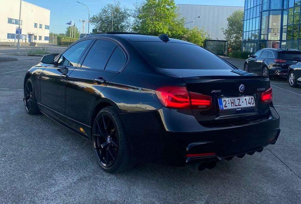 BMW Gran Turismo 330iXA