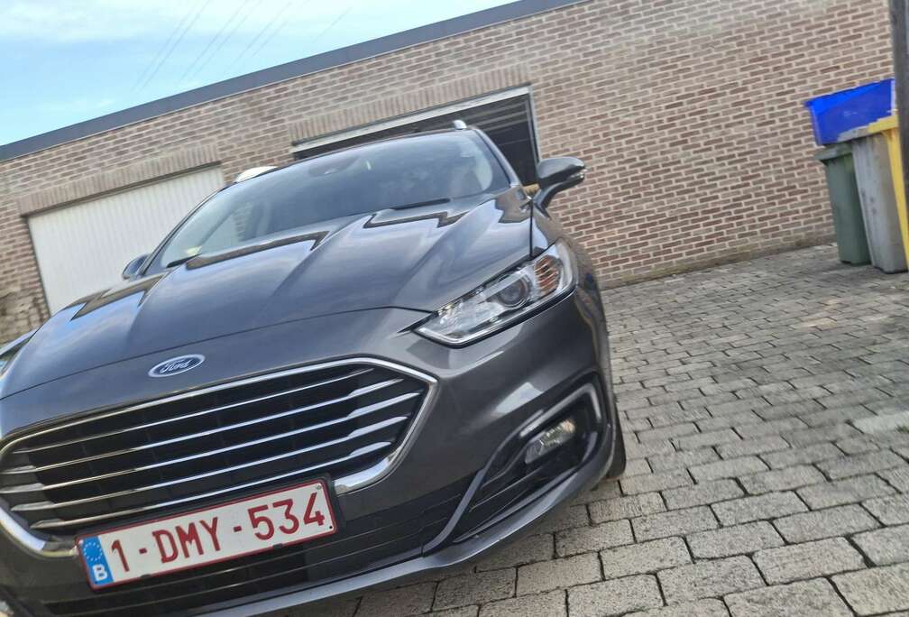 Ford Clipper Vignale 2.0 TDCi PowerShift (EU6.2)