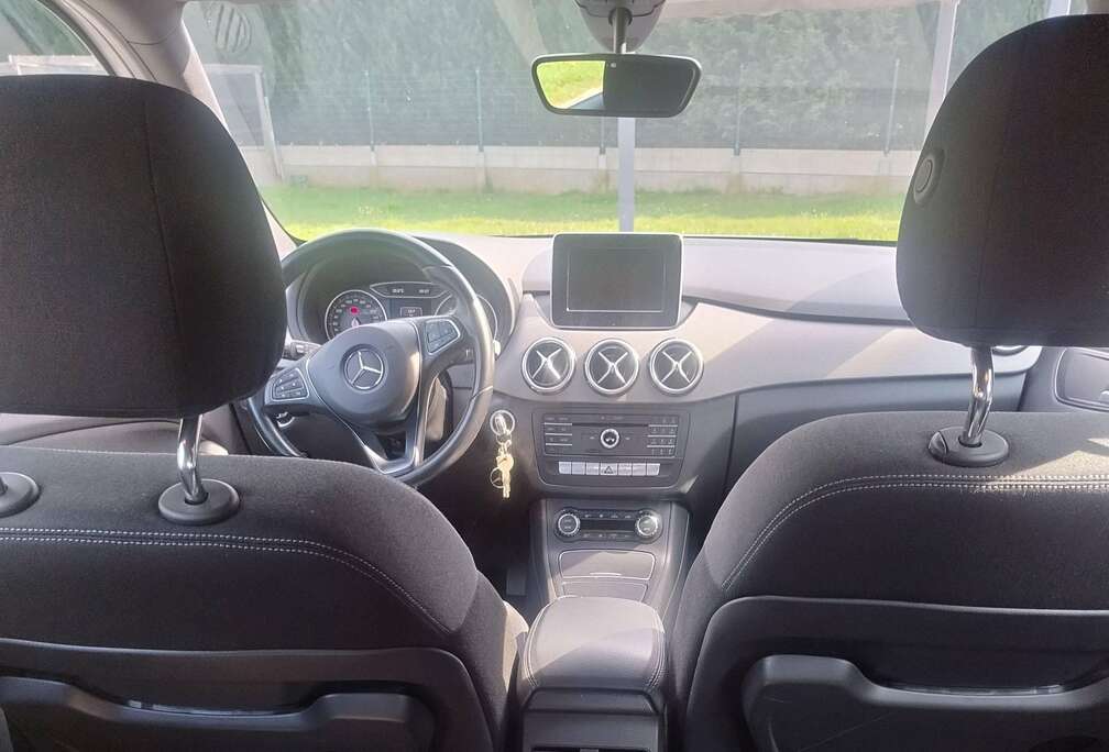 Mercedes-Benz B 180 CDI Essential