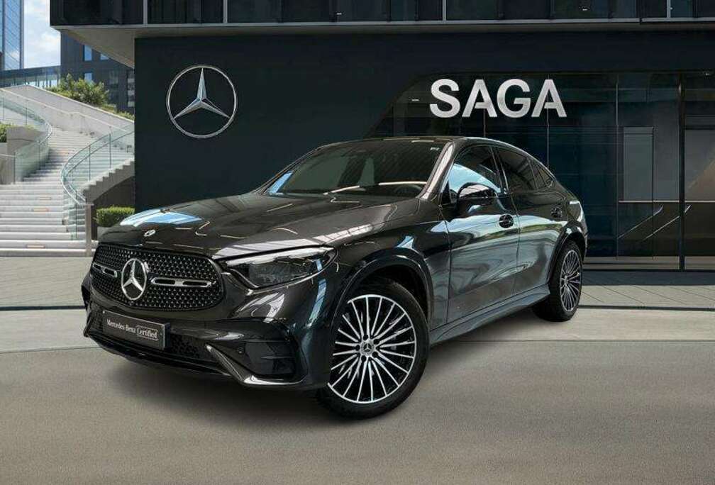 Mercedes-Benz 4MATIC Coupé AMG Line