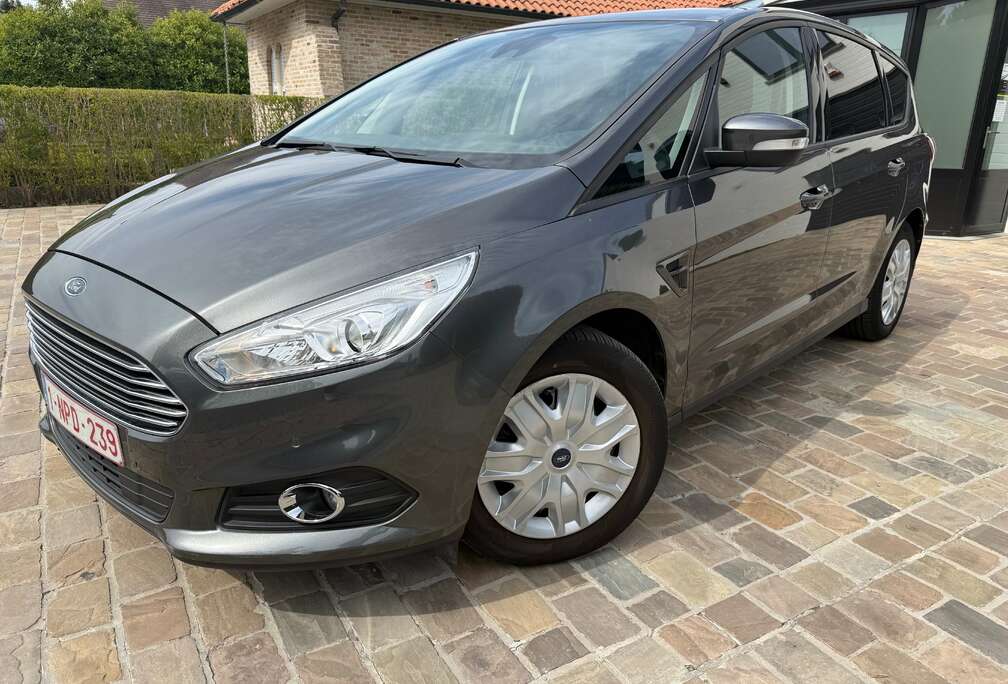 Ford S-Max 1.5 EcoBoost Titanium