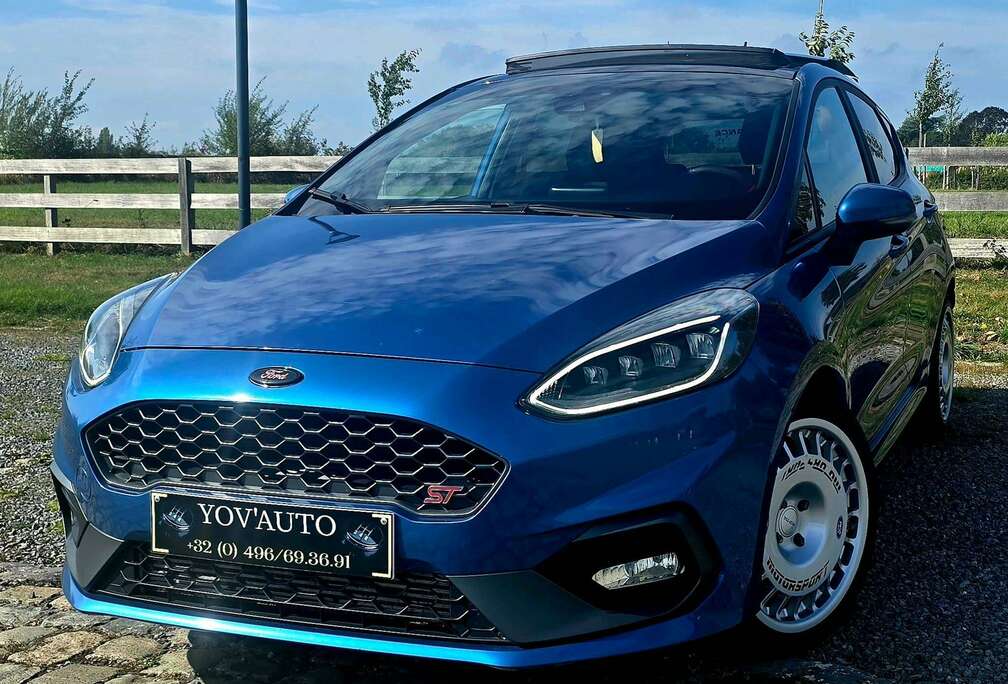 Ford Fiesta ST perfomance full options