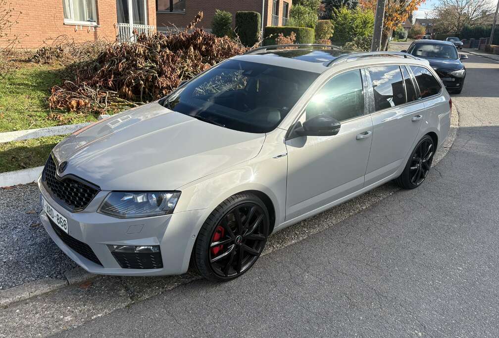 Skoda SW 2.0 CR TDi 4x4 Ambition DSG