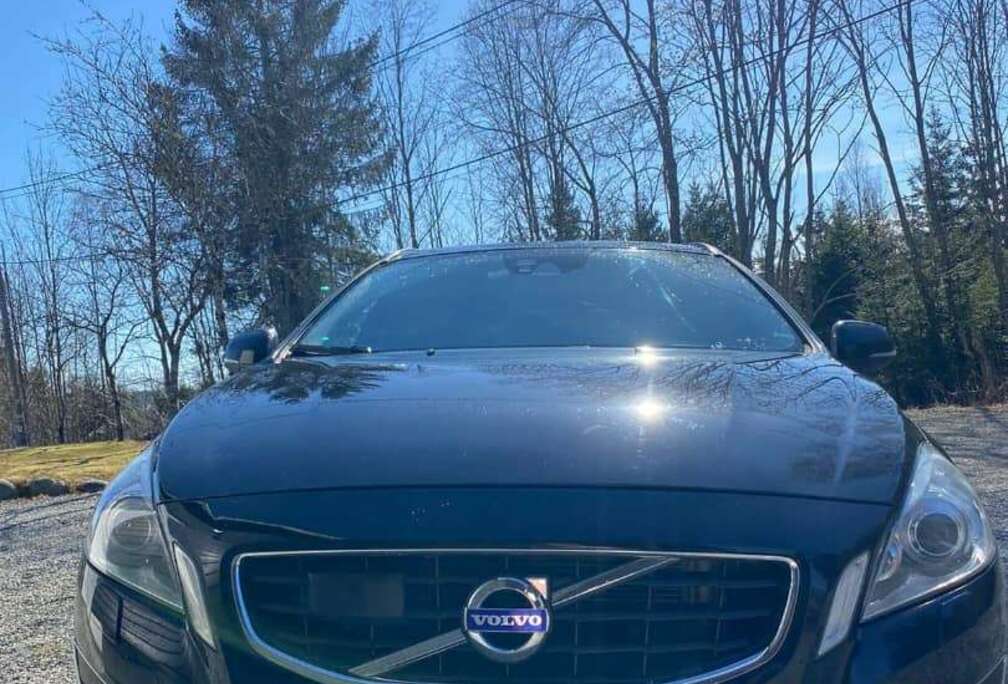 Volvo V60 1.6 T3 Summum Start/Stop