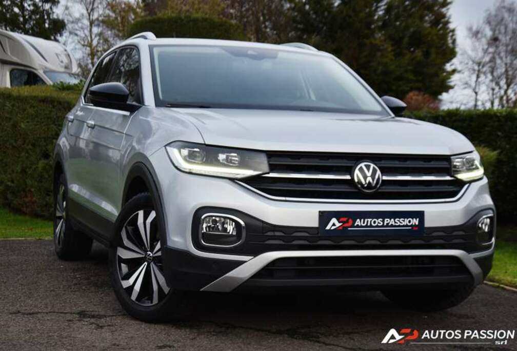 Volkswagen 1.0 TSI Life OPF DSG  DAB  Full LED