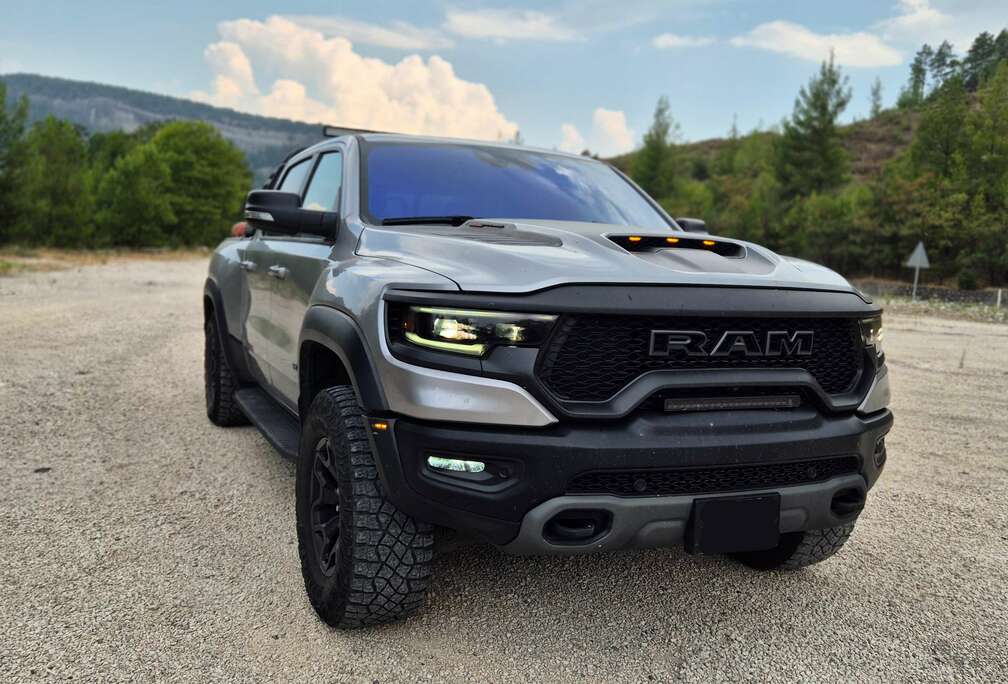 Dodge TRX 6.2L Supercharge V8