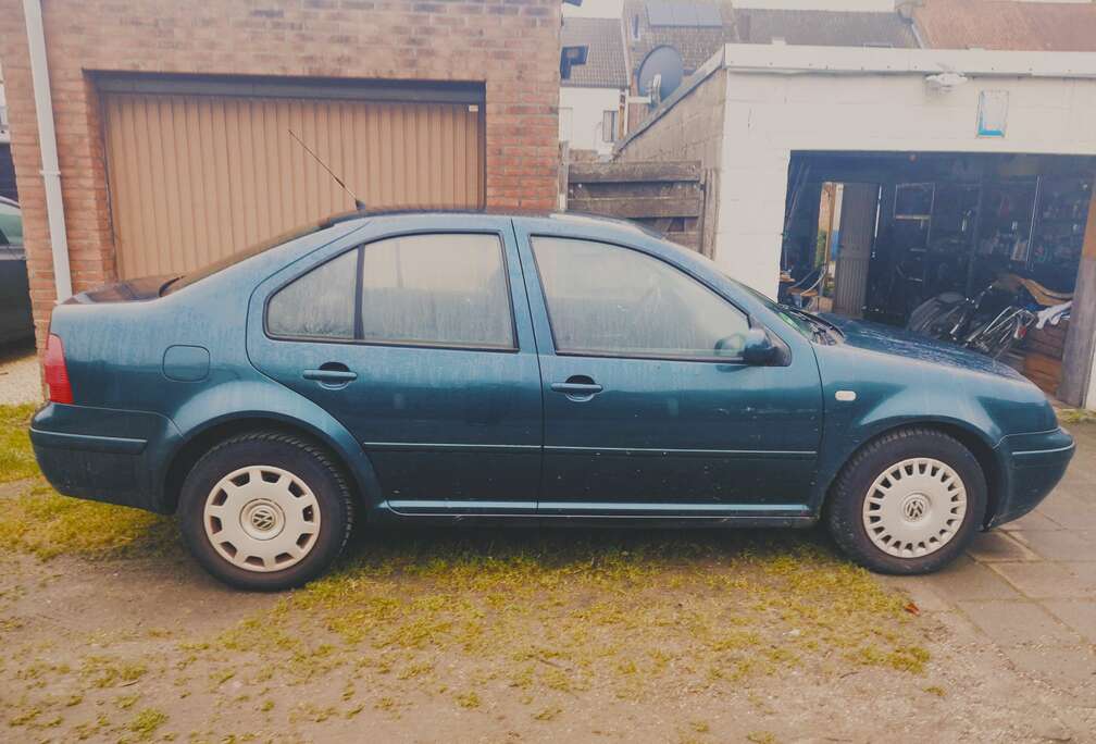 Volkswagen Bora 1.6