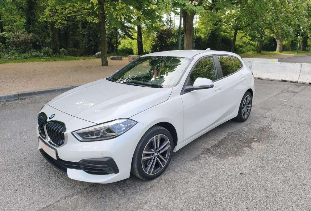BMW 118i 136 ch BVA8 Sport Pack Shadow