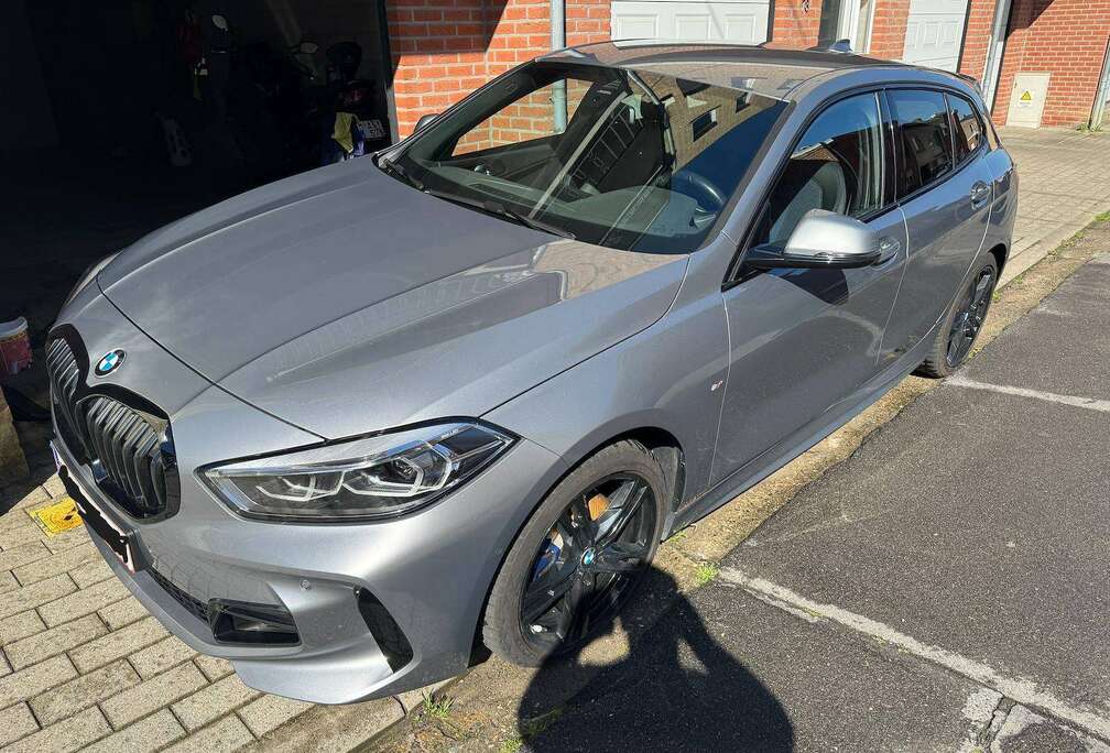 BMW 118i Pack-M **Caméra**Jantes 18\
