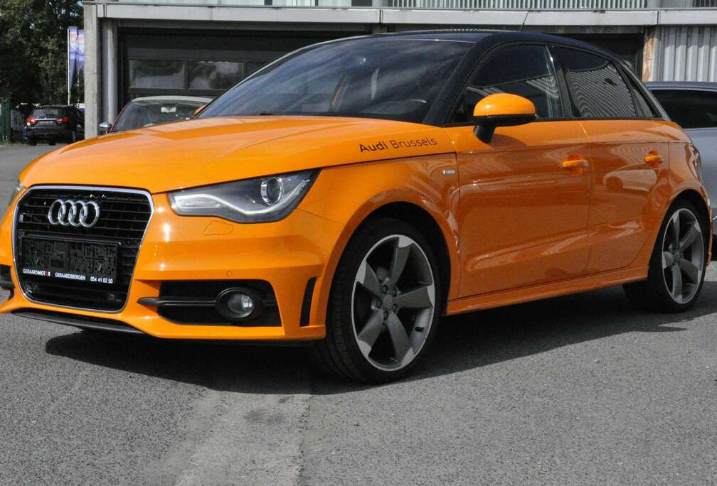 Audi A1 Sportback 1.6 TDi Ambition S line S tronic