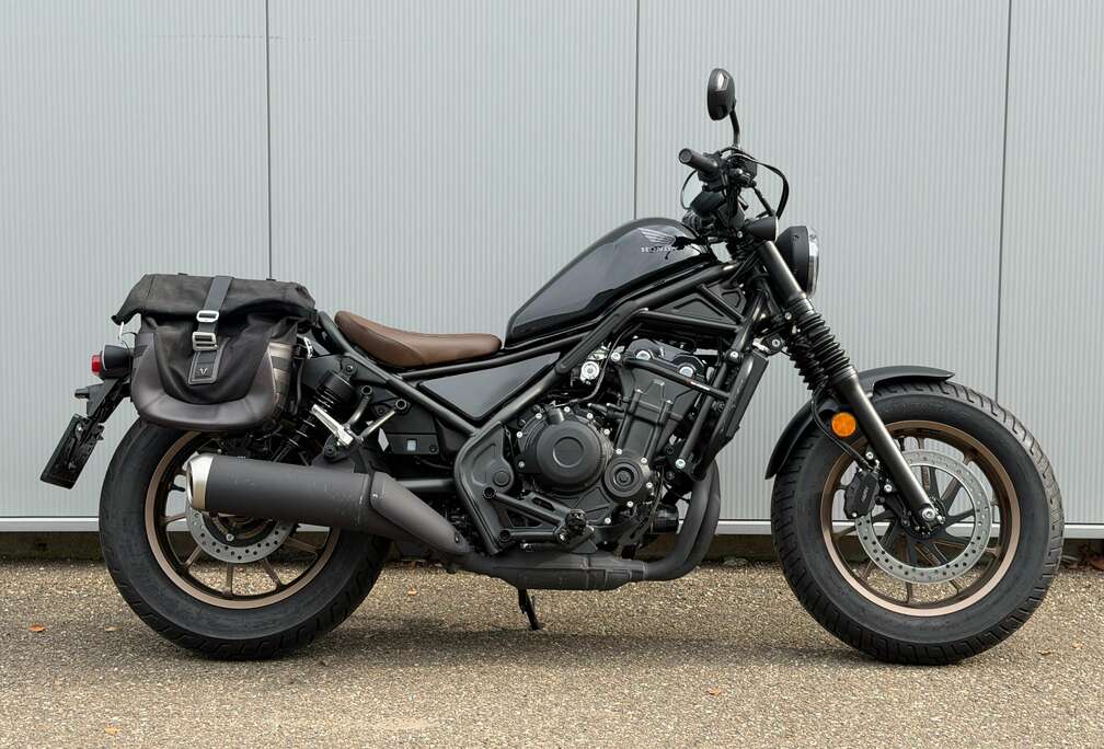 Honda Rebel  Special Edition / 2025 -- 2500km A2rijbw