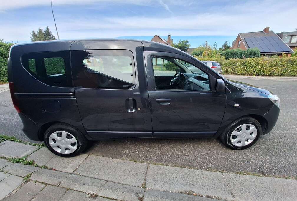 Dacia 1.6i SCe Ambiance (EU6.2)