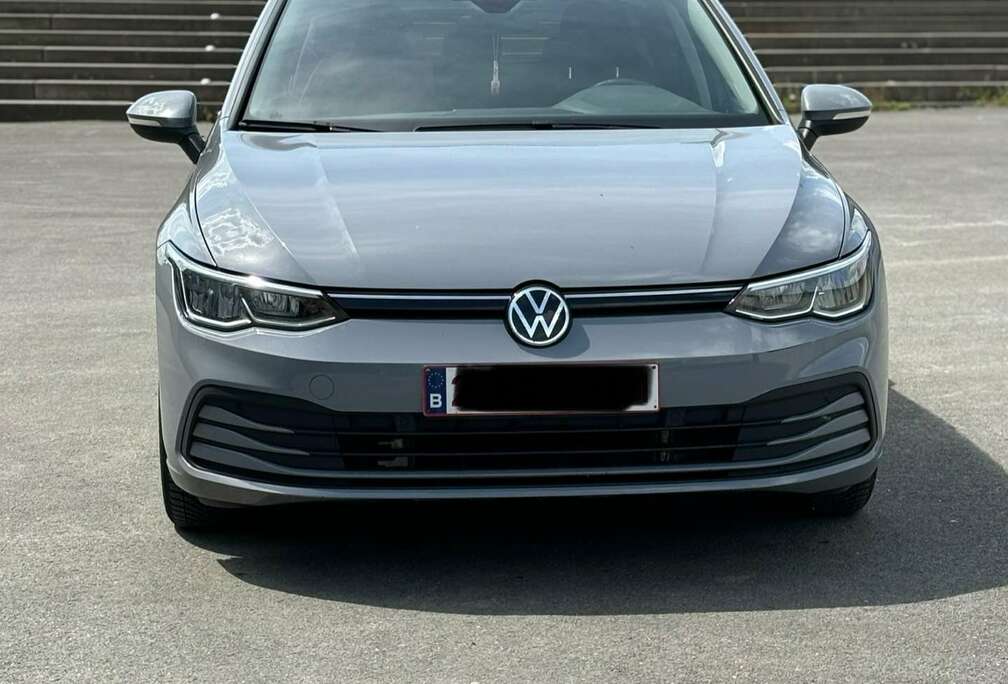 Volkswagen VIII Life