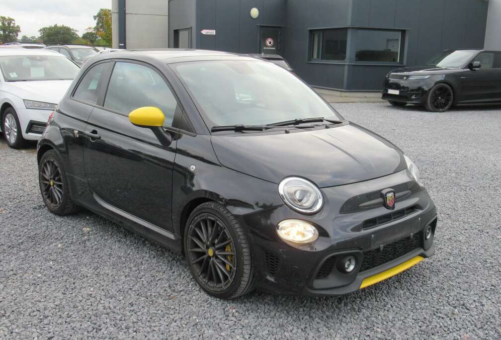 Abarth 1.4 / €16.520 netto / Pano / Navi / Carplay /..