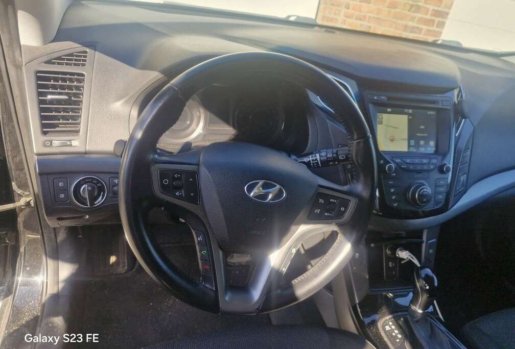 Hyundai SW 1.7 CRDi Business Edition ISG DCT