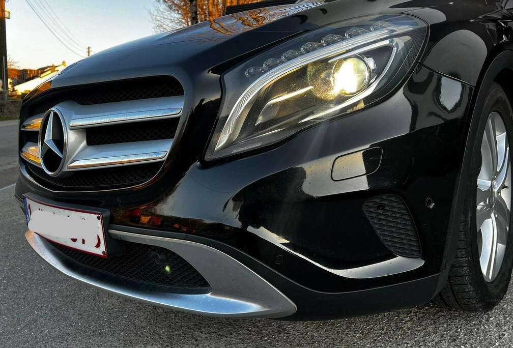 Mercedes-Benz GLA 180 d