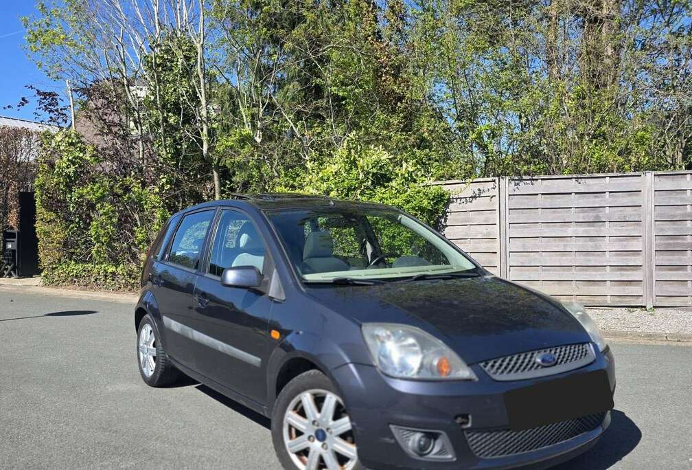 Ford 1.4i 16v Ebony Durashift