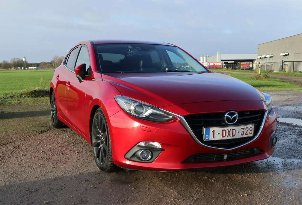 Mazda 3 SKYACTIV-D 150 Sports-Line