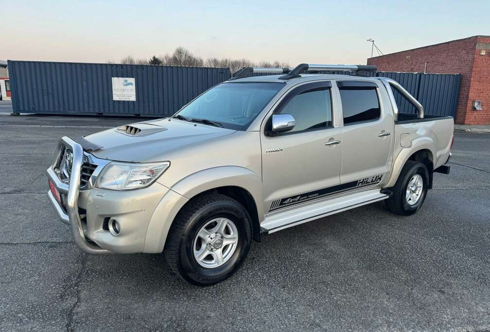 Toyota 4x4 Double Cab DPF AC (Export Sell Only Africa)