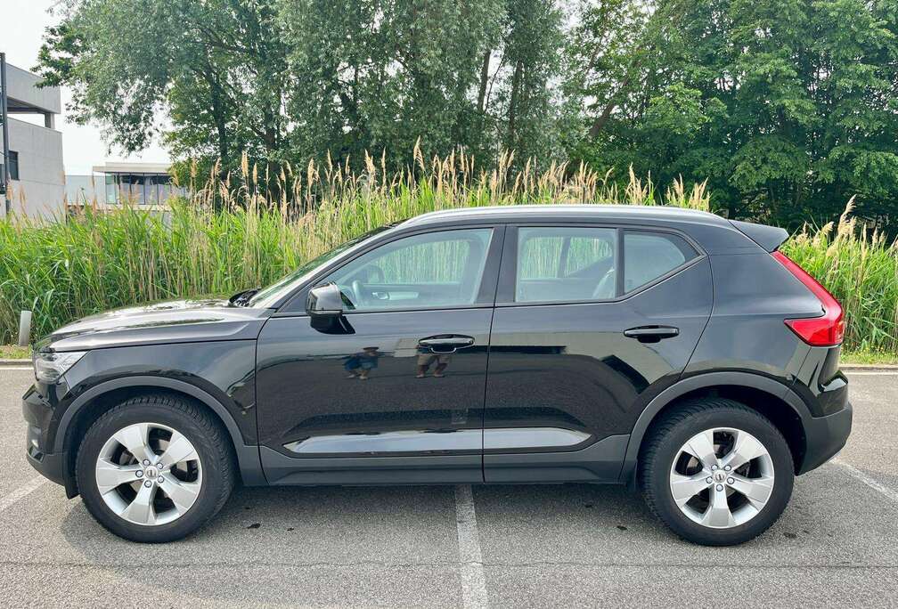 Volvo XC40 1.5 T2 Momentum Pro