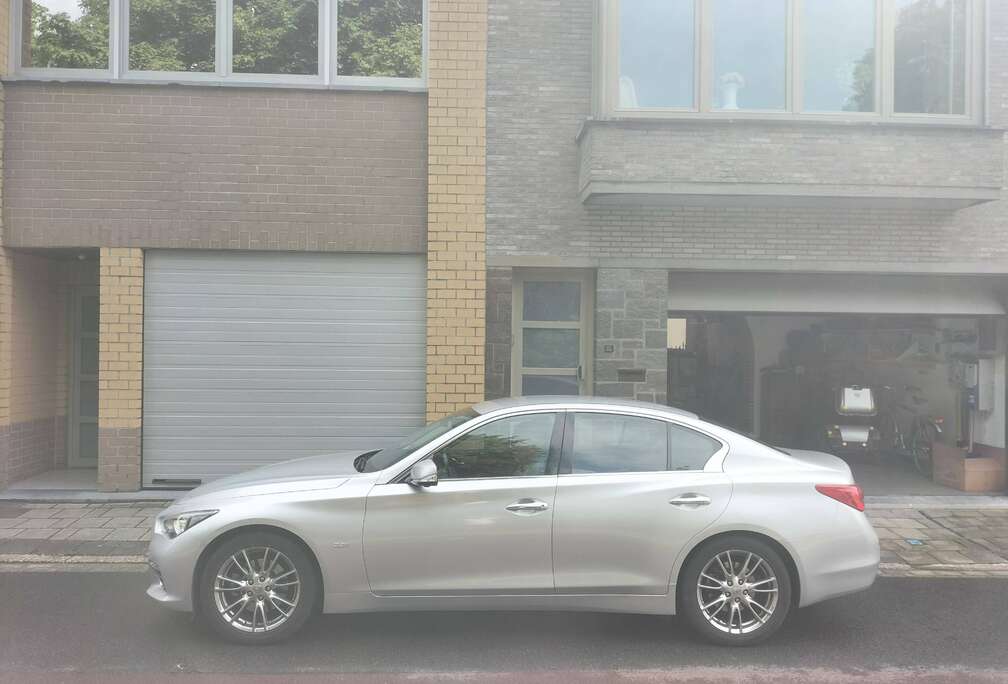 Infiniti 2,2d