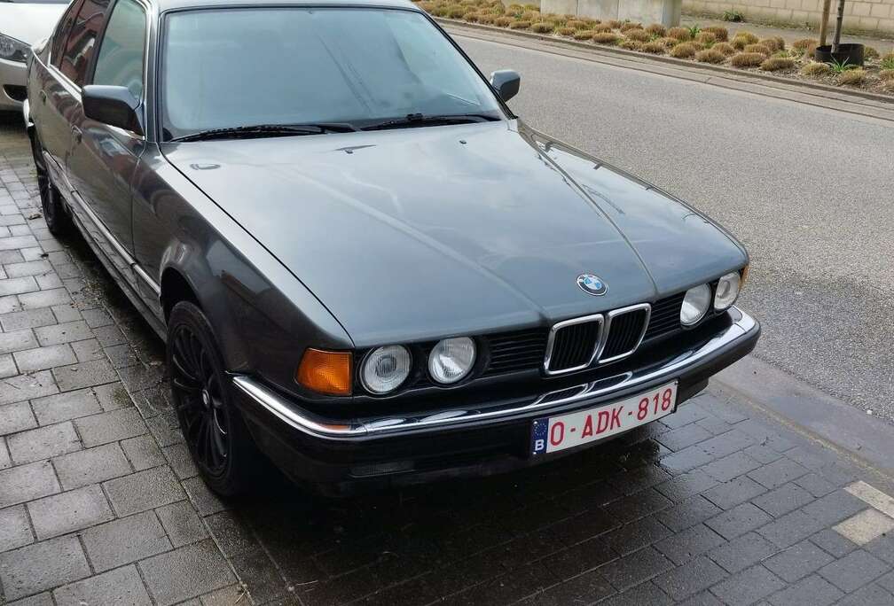 BMW 730i 198pk versie