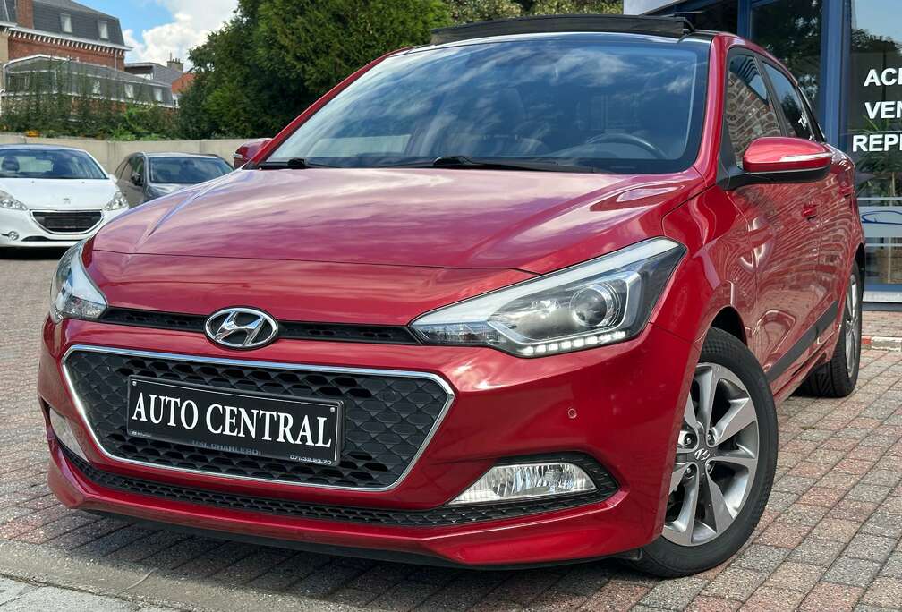 Hyundai 1.4i*AUTOMAT*PANO*CAMERA*FULL OPT.*ETAT NEUF!!