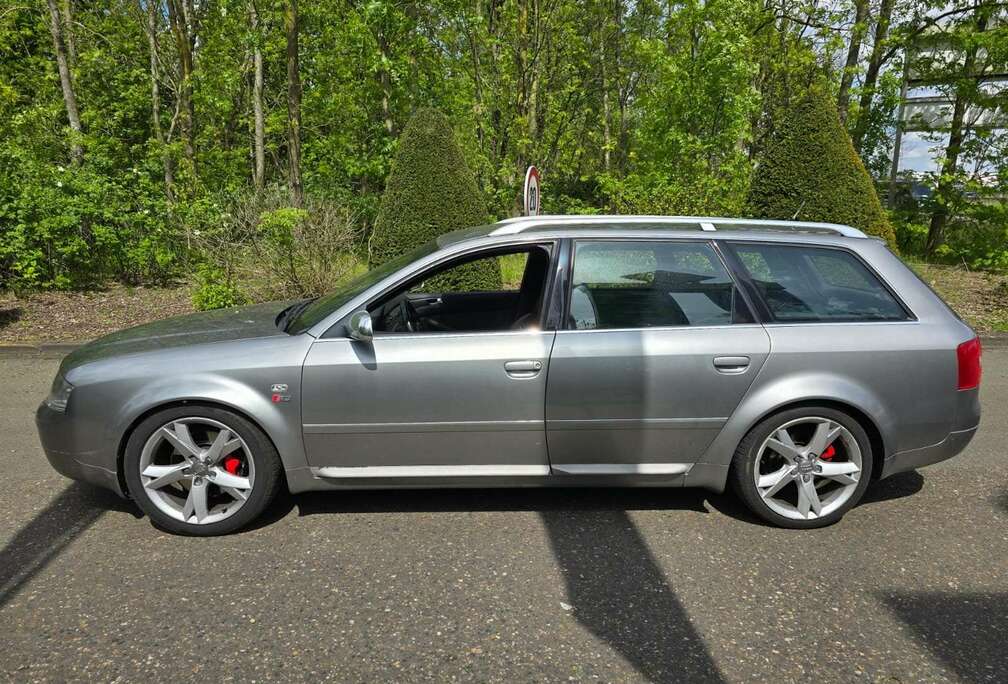 Audi S6 Avant 4.2 quattro