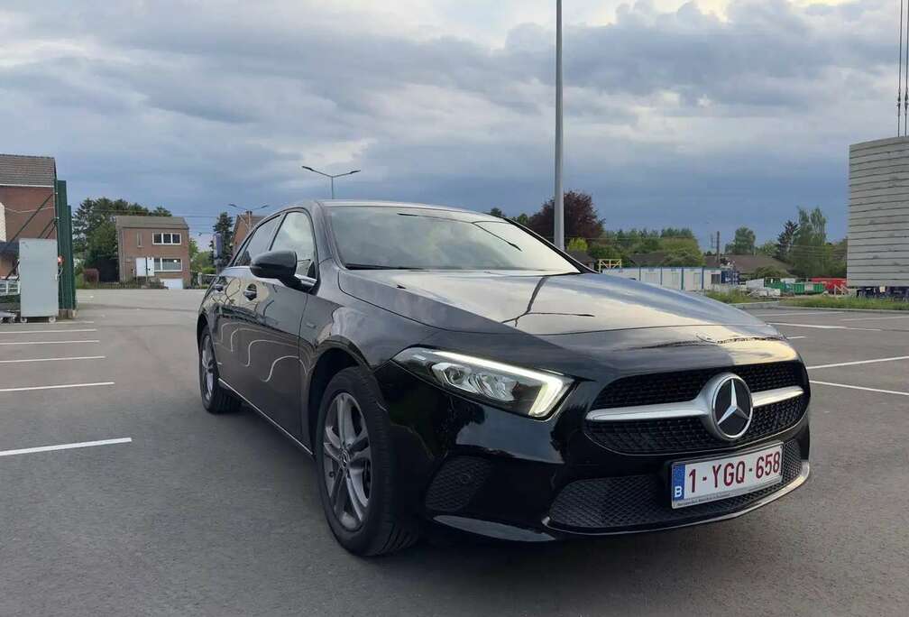 Mercedes-Benz A 250 e PHEV Business Solution (EU6AP)