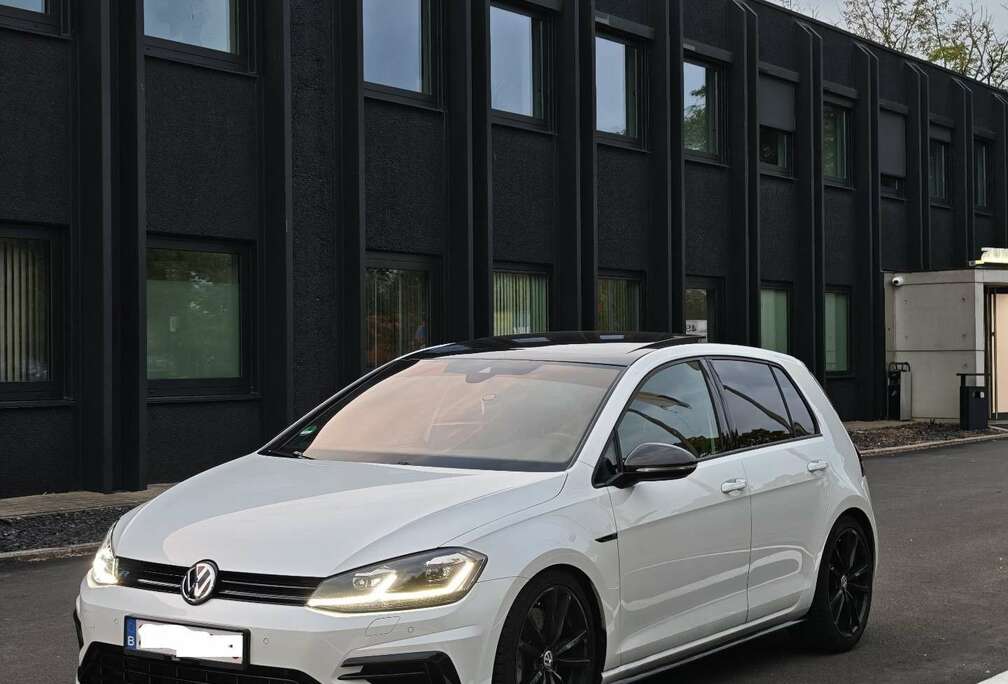 Volkswagen VII Facelift 2018 DSG AKRAPOVIC HGP