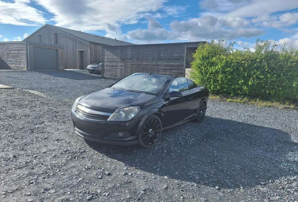 Opel TwinTop 1.9 CDTi Enjoy FAP