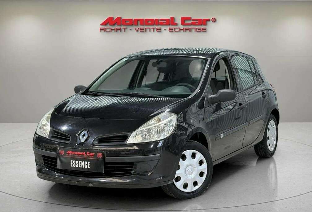 Renault Clio 1.2i 16v Authentique *MP3 * kit hiver *radio*