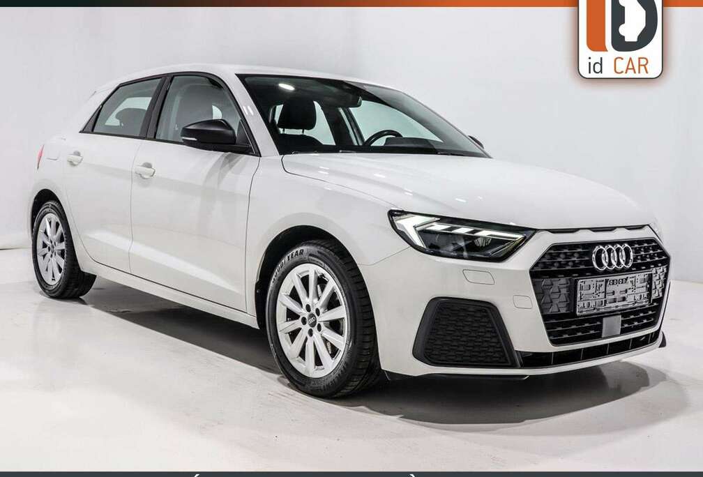 Audi SPORTBACK 30 TFSI S-TRONIC  LED CARPLAY RADAR JA16