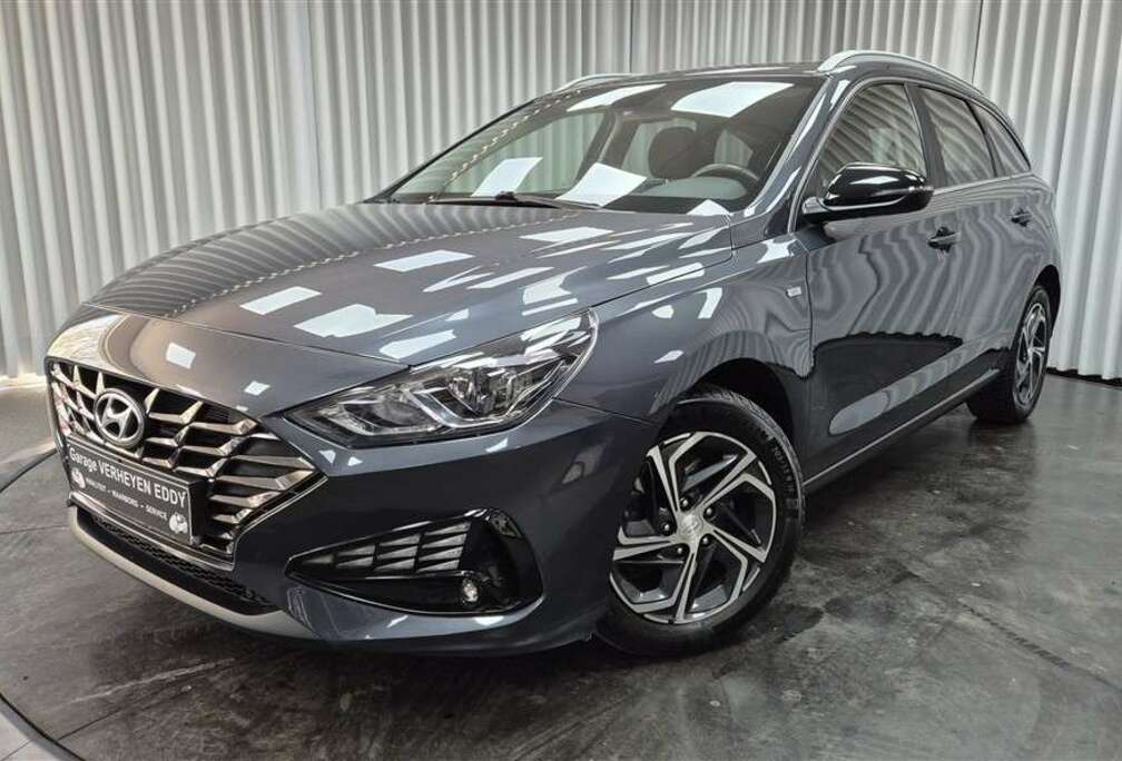 Hyundai SW 1.0 t-gdi / Clima / App / Pdc+Cam / DAB / ...