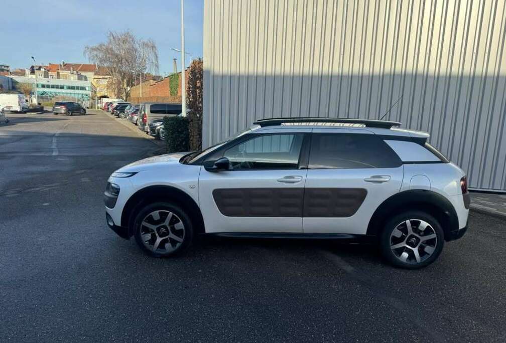 Citroen C4 Cactus 1.2 PureTech Business GPS (Fleet)