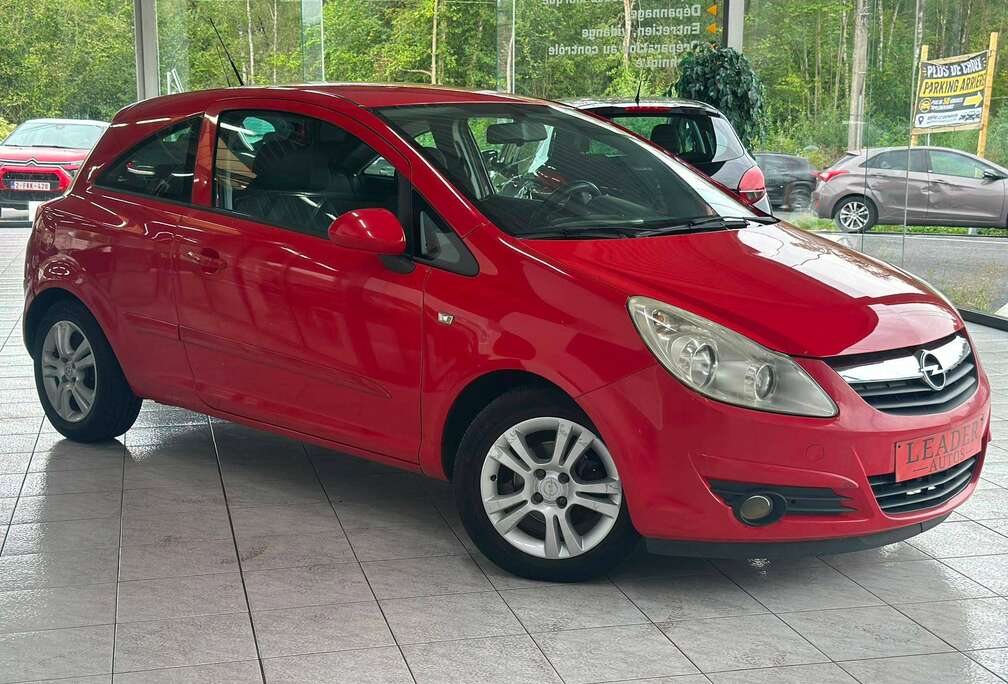 Opel 1.2 ESSENCE 80CV - AIRCO - AUTOMATIQUE