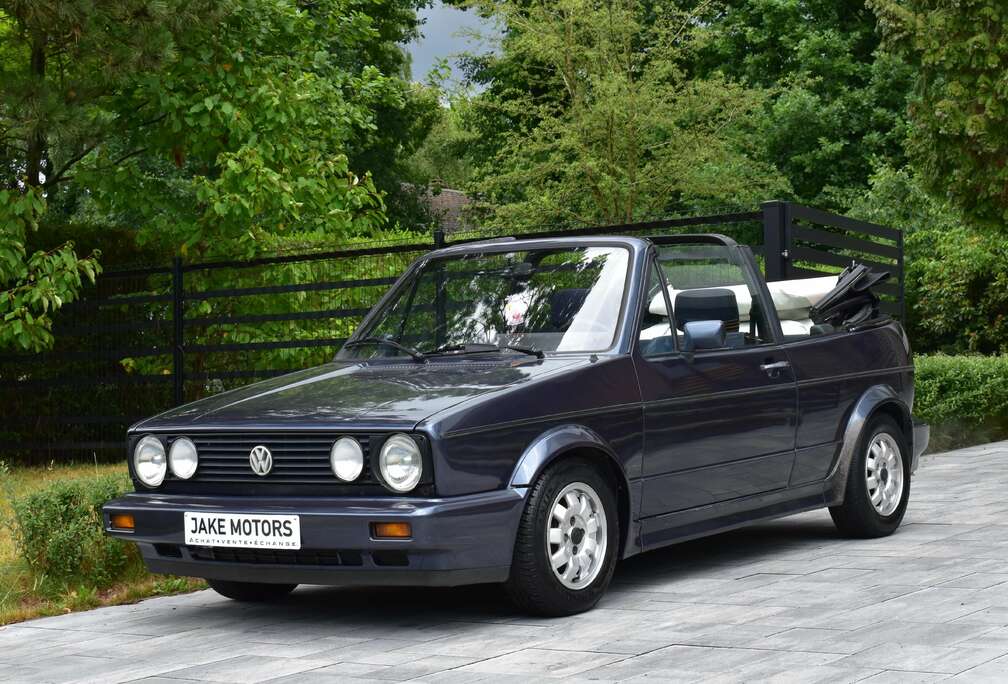 Volkswagen 1.8i ** CABRIOLET ** Karmann **