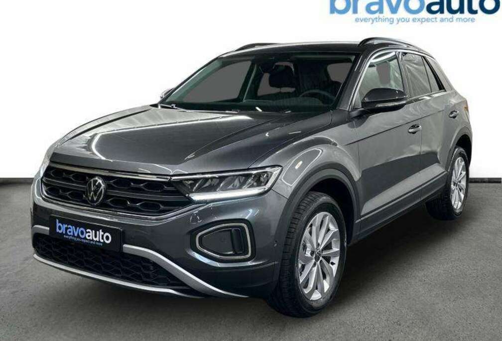 Volkswagen Life + Carplay 1.5 TSI DSG