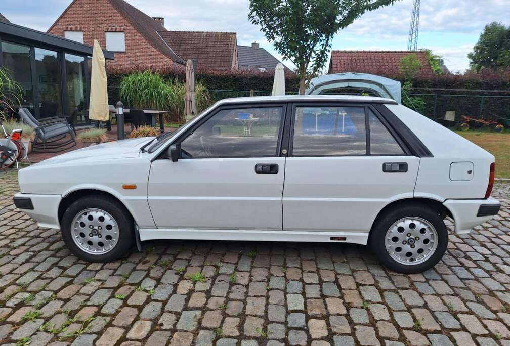 Lancia Delta HF Turbo