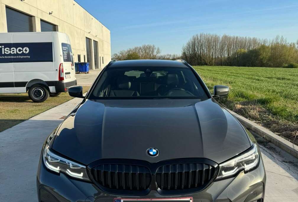 BMW DRAVITGRAU/M Sport/22/SHADOWLINE/320d/Touring/Aut