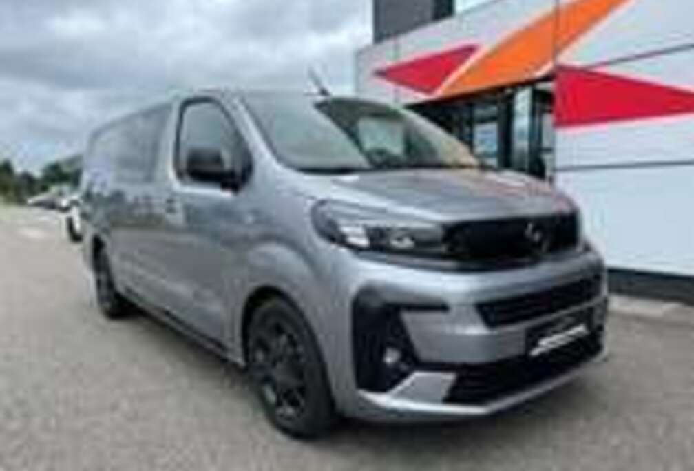 Opel Dubbel cabine 5-zit navi + dynamic surround view