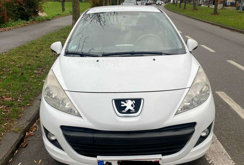 Peugeot 207  1.4 HDi Access