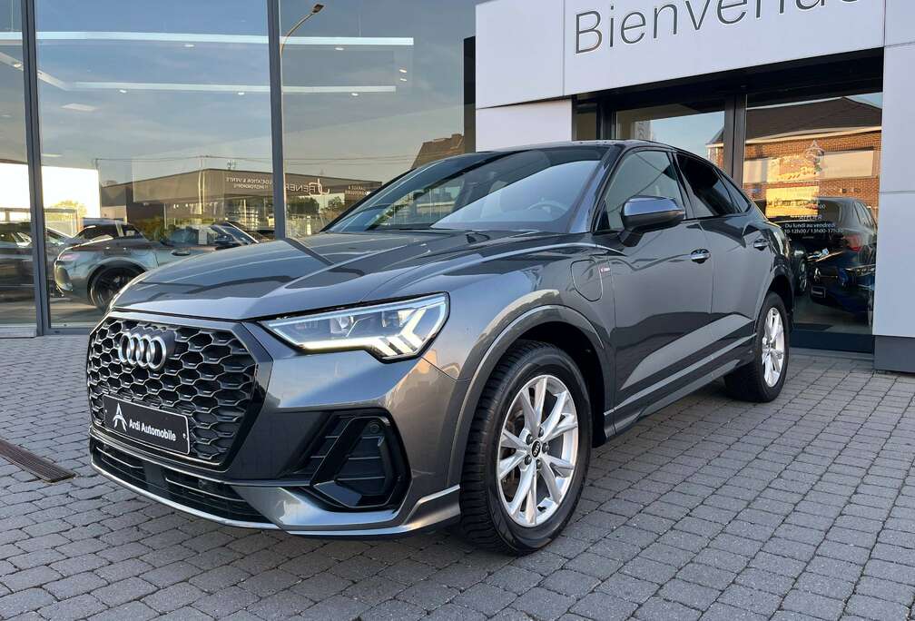 Audi Q3 PHEV 45 TFSIe S tronic SLINE*1ER PROPRIETAIRE*GARANTIE*SIEGE CHAUFF*