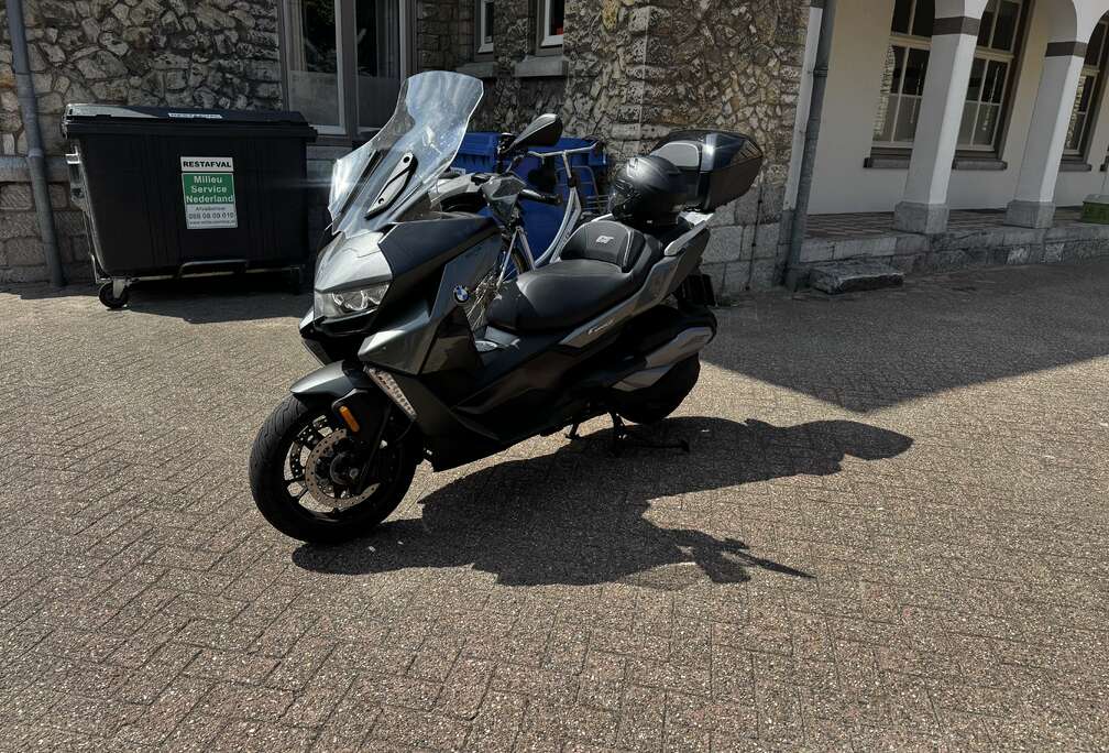 BMW