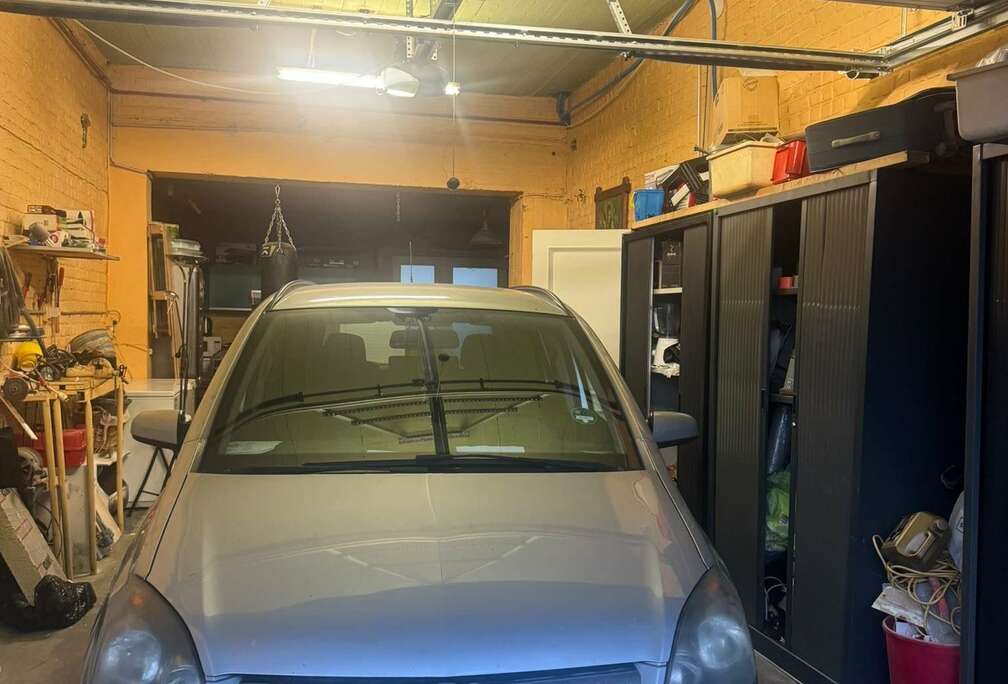 Opel 1.8i XER Cosmo Easytronic